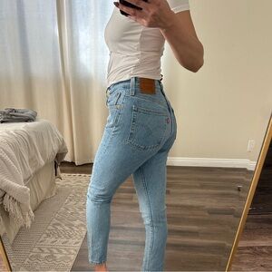 SOLD DO NOT PURCHASE - Levi's 501 Light Blue Skinny Jeans for Women